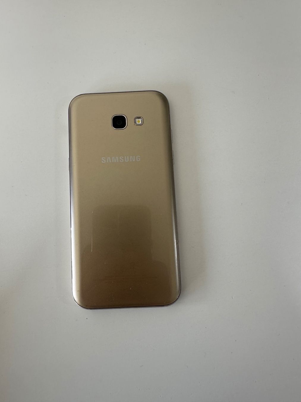 Samsung Telefoni cellulari / Smartphones: Samsung Galaxy A5 2017 32GB Gold – Usato da St.Gallen venduto da kaufdeinhandy 1
