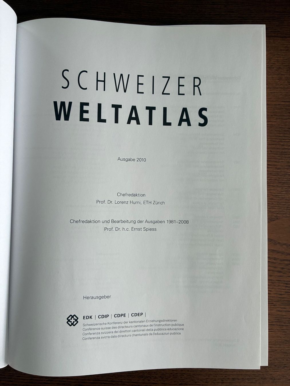 Libri: Schweizer Weltatlas – Usato da Uster venduto da em_58td 1