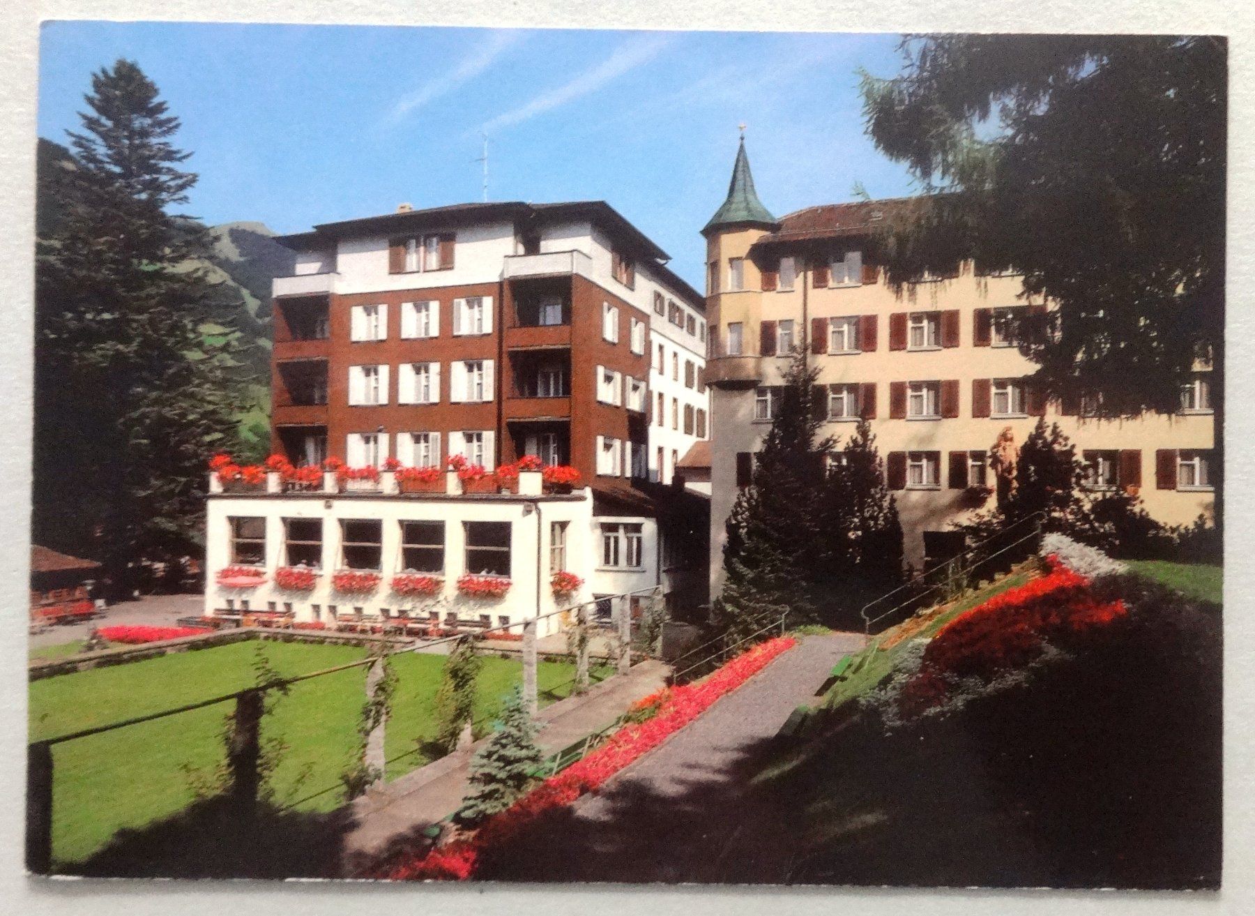 Ansichtskarten: Lungern, Haus St. Josef – Gebraucht aus Fétigny von Billy2miny