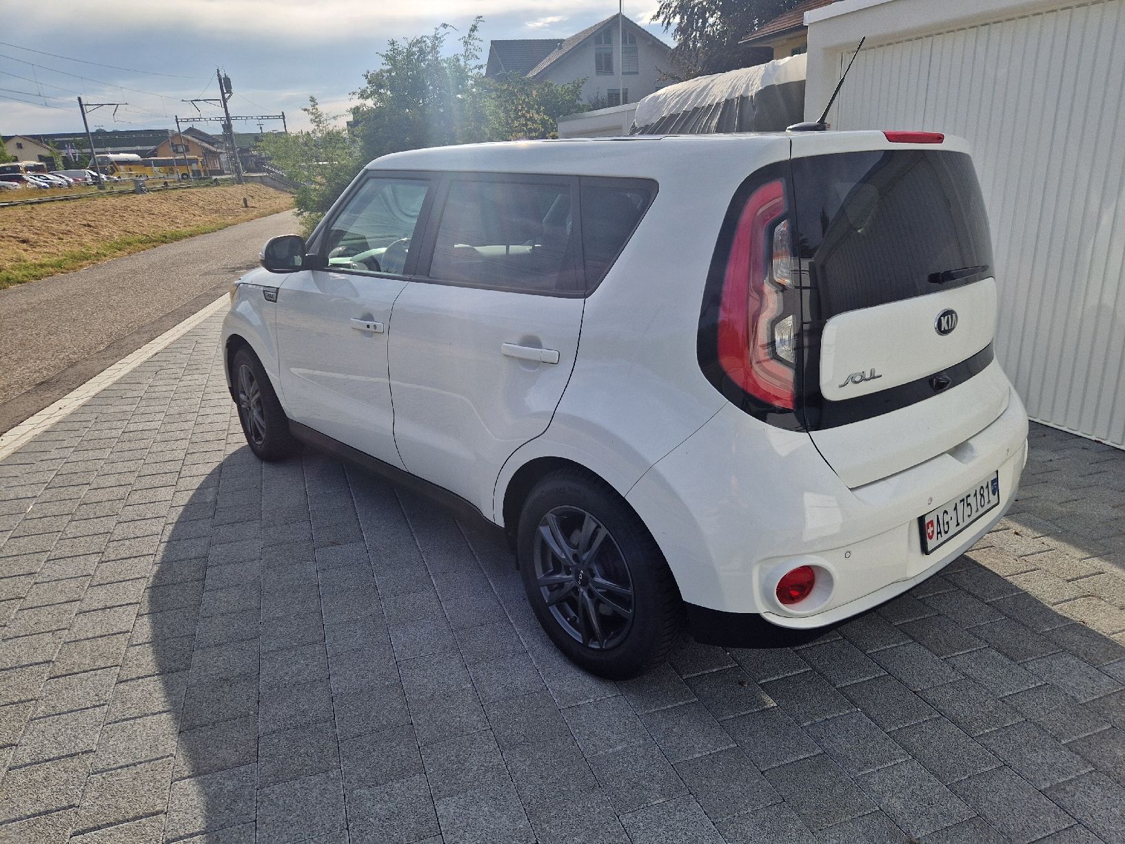 Kia Automobili: Kia Soul EV Style - NEUE BATTERIE – Usato da Zofingen venduto da Migiskau 4