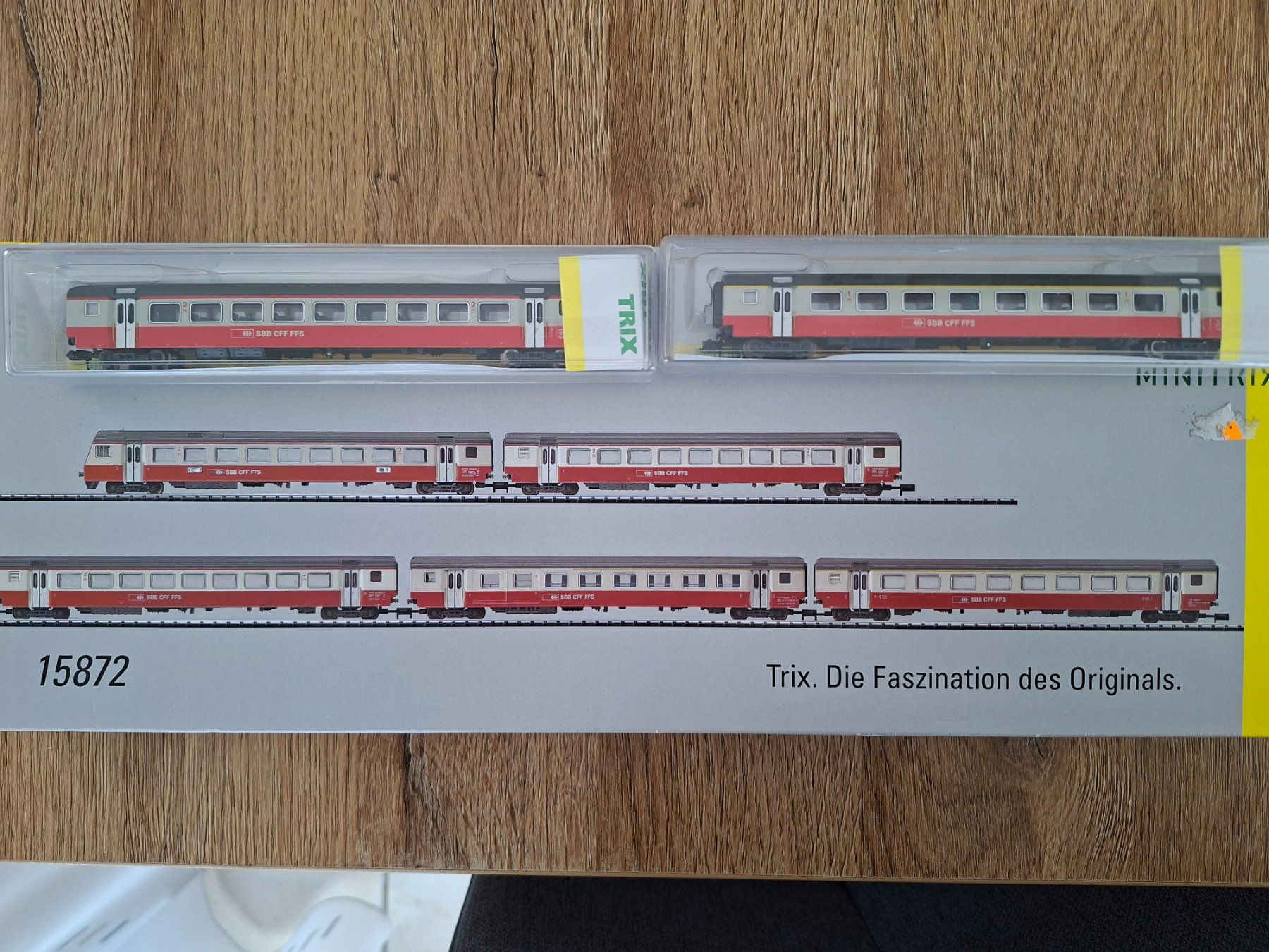 Trix Modellini di ferrovie: Minitrix Swissexpress – Nuovo (secondo la descrizione) da Liesberg Dorf venduto da Wispli3