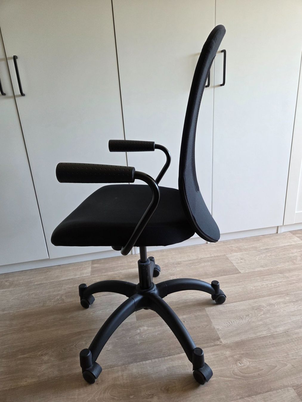 Ikea Sedie: Bürostuhl schwarz IKEA Vilgot – Difettoso da Gunzwil venduto da Georg002 2