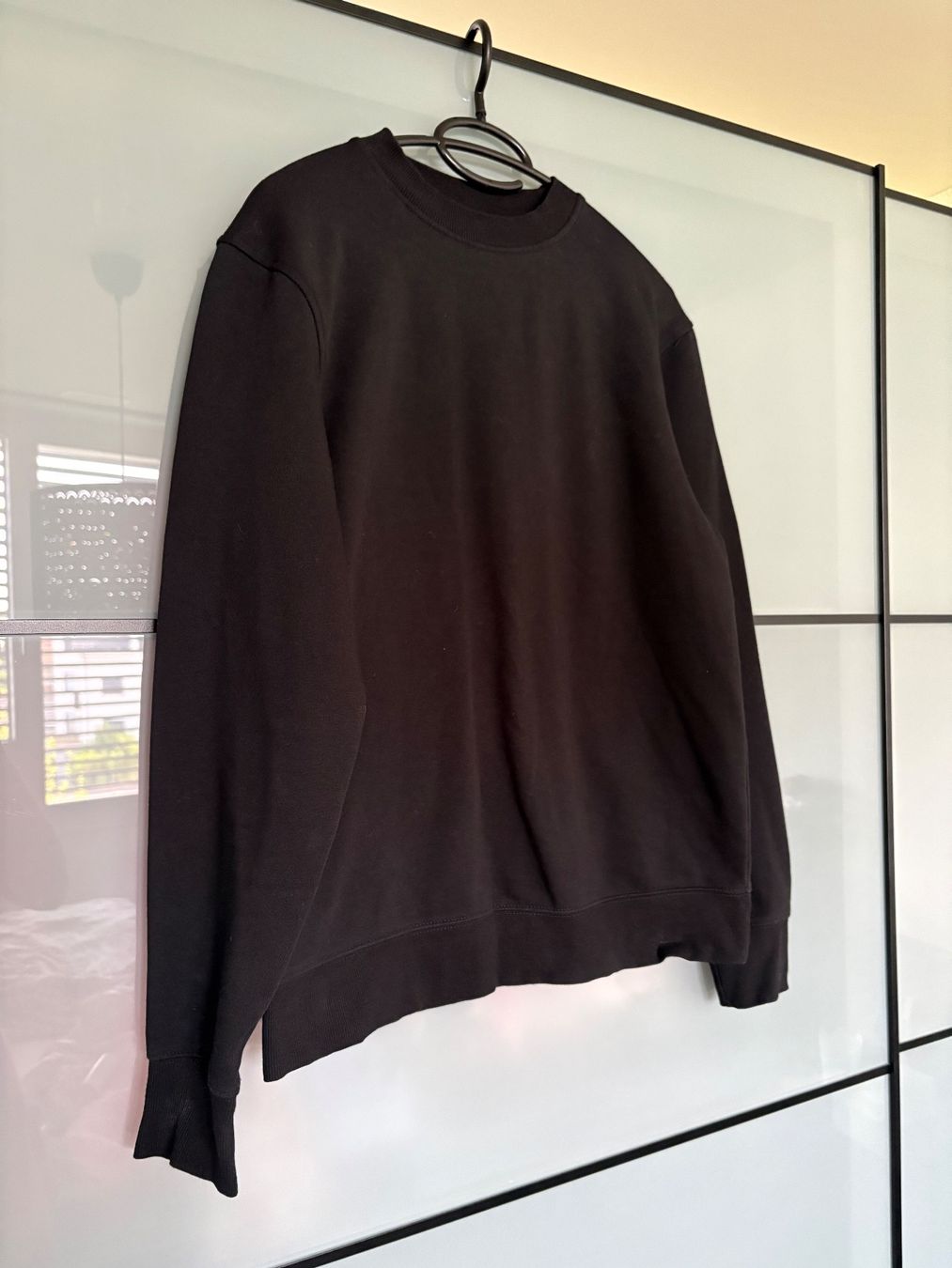 Maglioni & Felpe: Pullover schwarz Grösse S – Usato da Rümlang venduto da Jenni.21 2