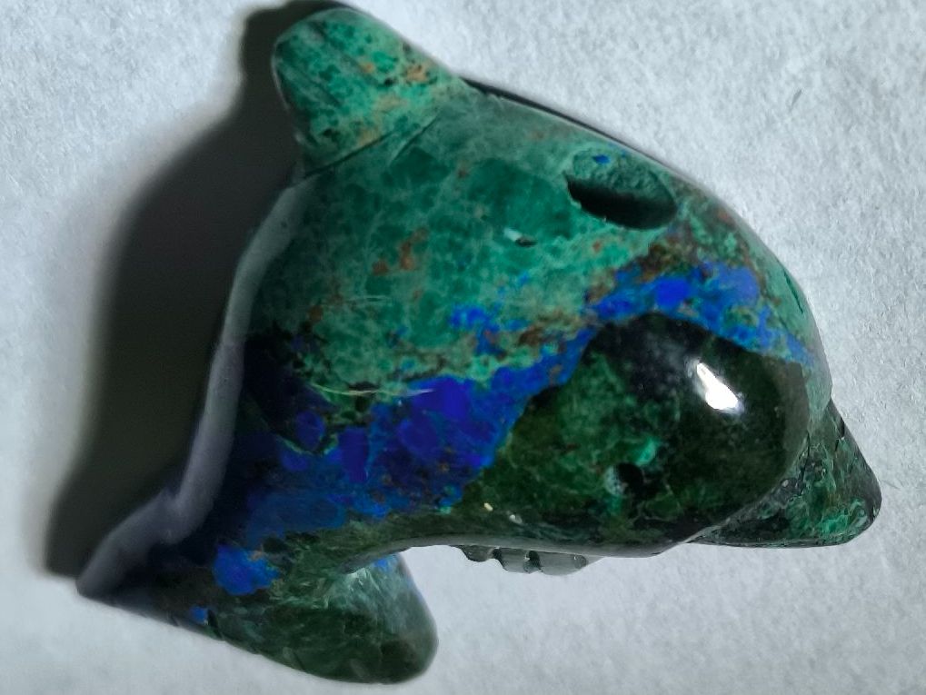 Minerali & Pietre curative: Handgeschnitzter Delphin  Azurit-Malachit, Glücksbringer – Nuovo (secondo la descrizione) da Oberwil b. Zug venduto da Gto469