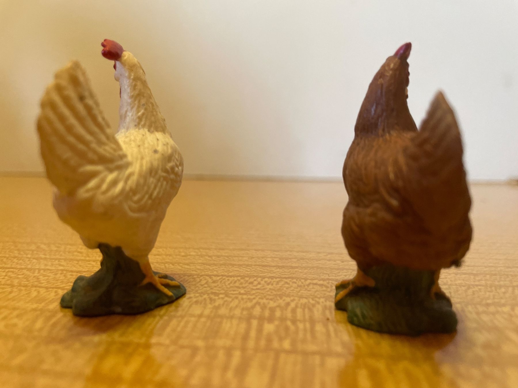 Schleich Statuette: 2 Hühnerfiguren – Usato da Suhr venduto da Daneli7 3