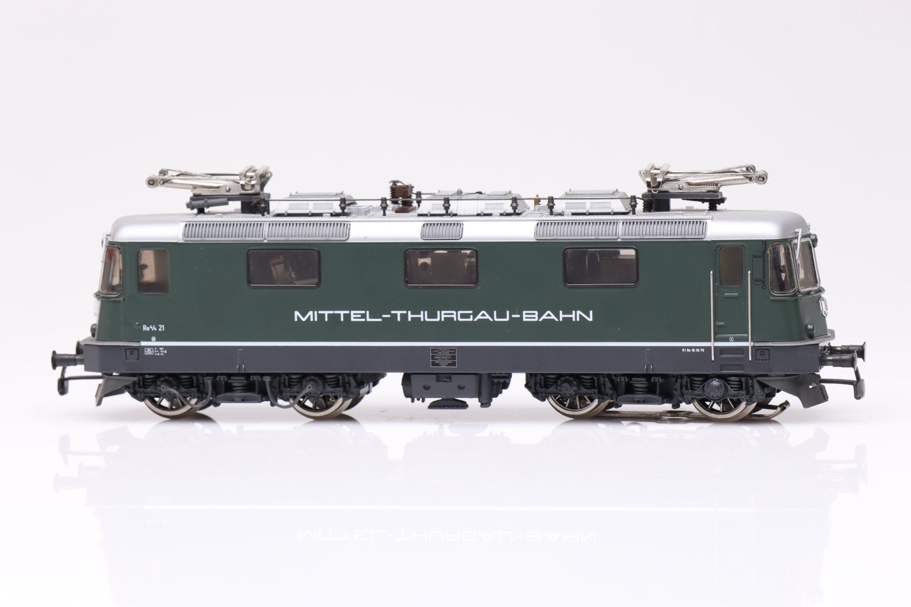 Hag Modellini di ferrovie: Hag MThB Re 4/4" 21 AC, H0 – Usato da Ried (Muotathal) venduto da Modellbahn.swiss 2