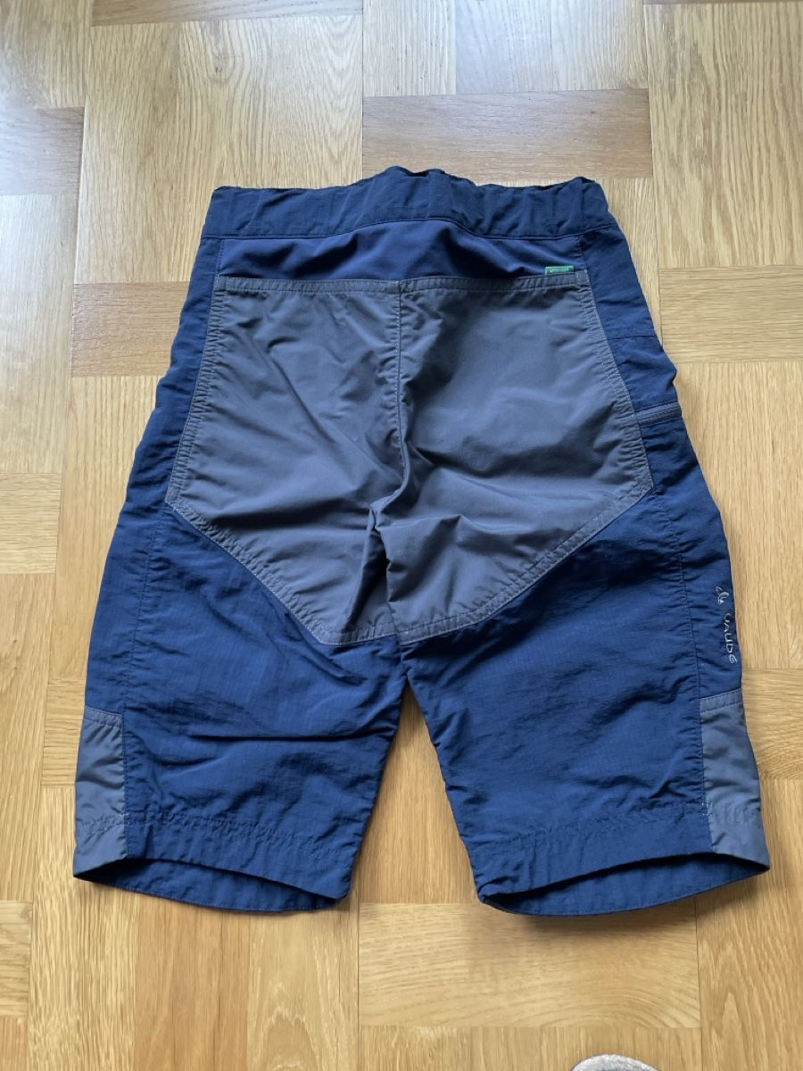 Vaude Pantaloni: Kurze Hose Vaude Gr. 122/128 – Usato da Luzern venduto da airela 1