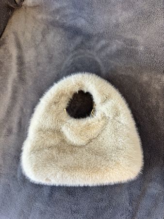 Fluffy crossbody bag - Light beige