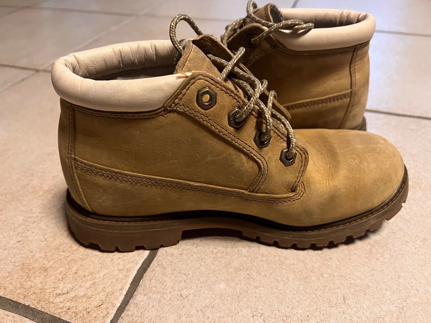 Timberland Scarpe da donna: Timberland Stiefel – Usato da Cham venduto da carmenblacky 1