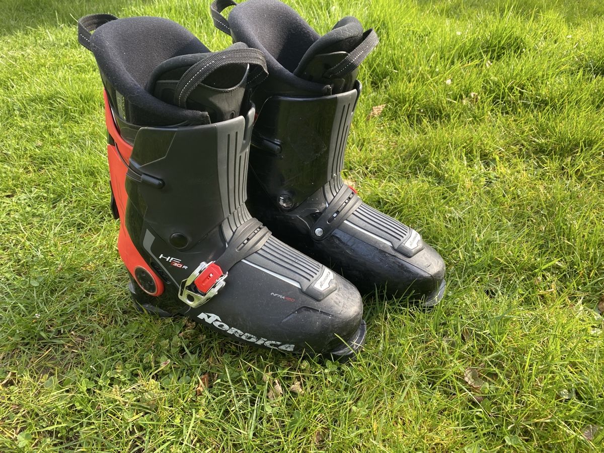 Scarpe da uomo: Nordica HF90R – Usato da Bronschhofen venduto da Tarzanspyder
