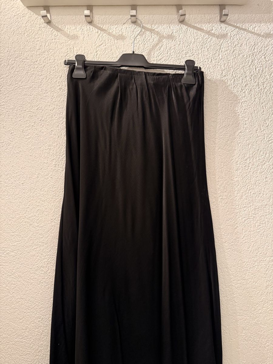 Gonne: Langer Rock schwarz Satin Größe Grösse one size – Usato da Wallbach venduto da Stefanie81