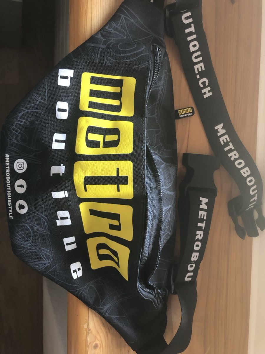 Taschen: Stylische Bauchtasche "Metro Boutique" – Neu und originalverpackt aus Eglisau von Vidal_sosun 2