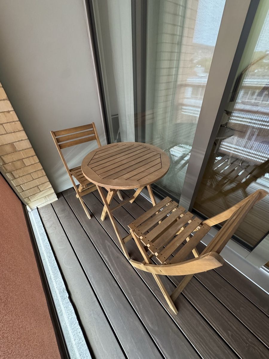Kave Home Set di tavolo e panche: Kave Home Balkonmöbel Set 3- teilig – Usato da Zürich venduto da kat_ww7d