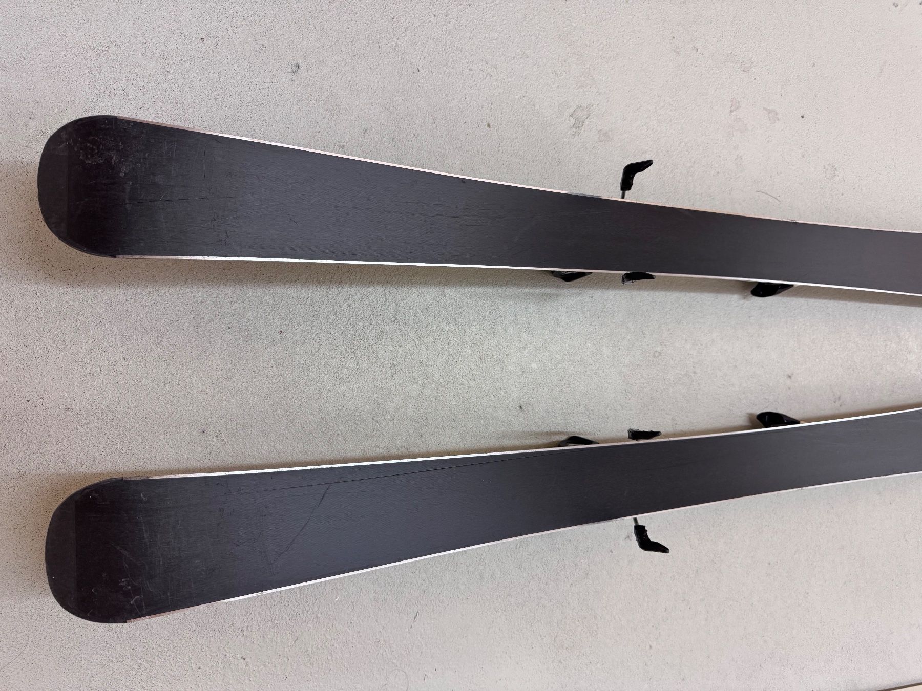 Salomon Skis: kl. Schuhe Grösse 25.5 – D'occasion à Meggen par mil_9p8n 4