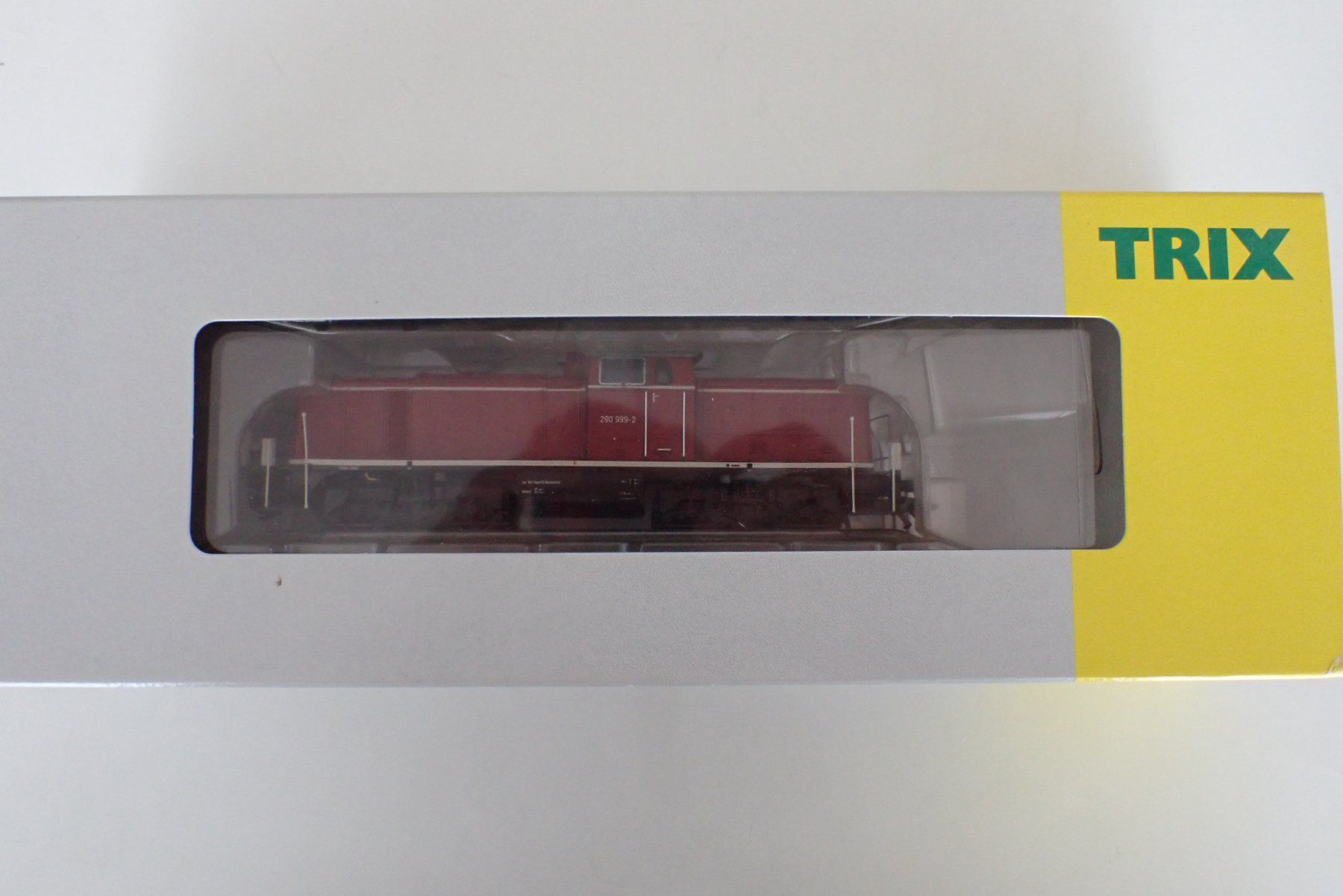 Trix Modelleisenbahnen: TRIX DB Diesellok – Gebraucht aus Bützberg von Riviera-Express 3