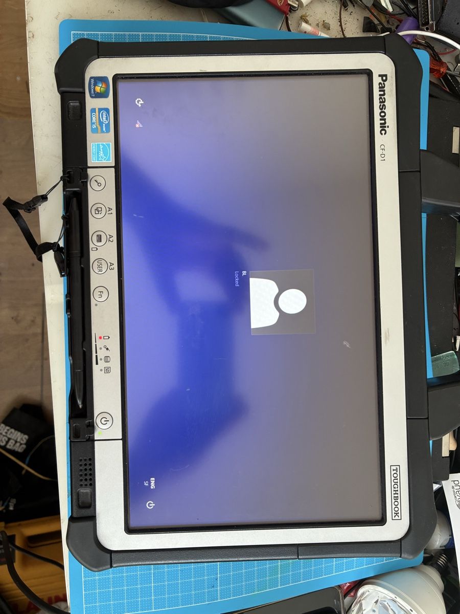 Panasonic Tablet PC: Tablet Panasonic TOUGHBOOK CF-D1 – Gebraucht aus Payerne von lop_6hpz 1