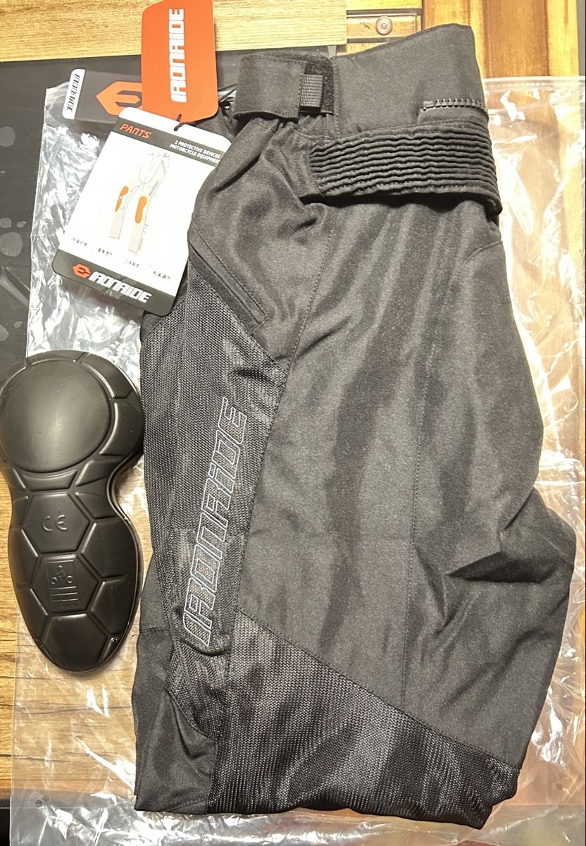 Pantalons: Pantalon de moto – Neuf avec emballage d'origine à Martigny par ArtDeiud71 6
