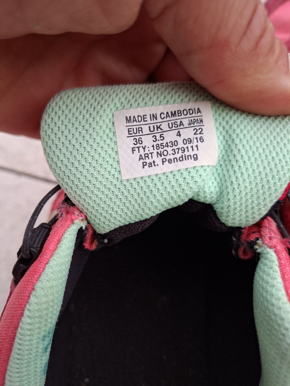 Salomon Scarpe da donna: chaussures de marche salomon taille 36 – Usato da Chavannes-de-Bogis venduto da senator635 3