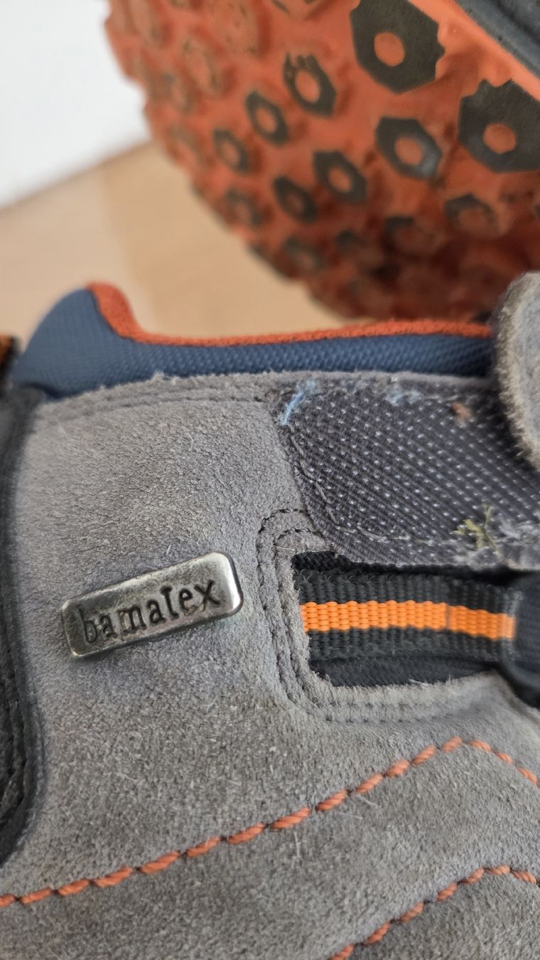 Scarpe per ragazzi: Wanderschuhe Gr 32 Kinder, bamatex – Usato da Hausen am Albis venduto da pear04 7