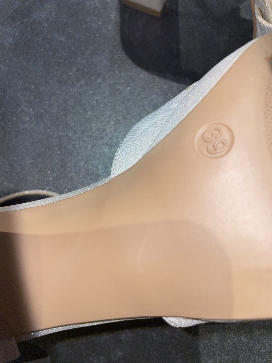 Graceland Scarpe da donna: Pumps glitzer beige Grösse 39  – Usato da Balgach venduto da mil_lzt5 4