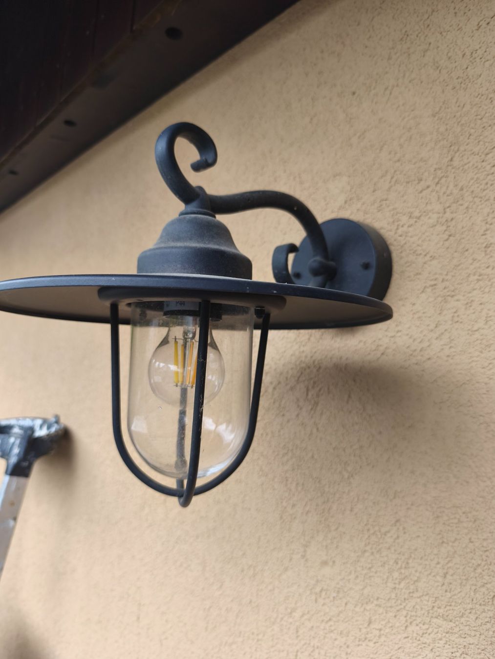 Philips Lampade: Stilvolle Aussenwandleuchte Philips – Usato da Rubigen venduto da HEIDA_82 3
