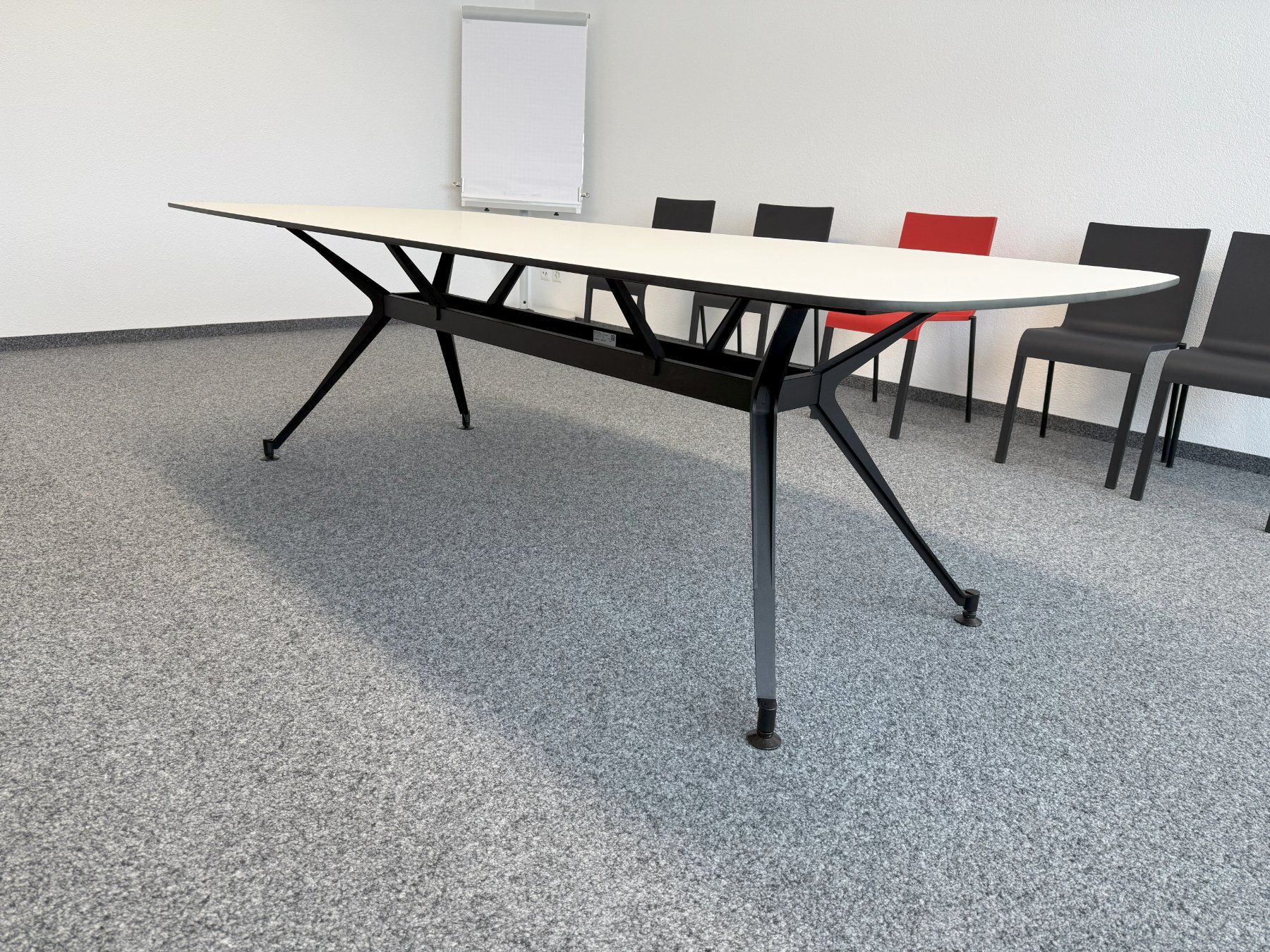 Lista Tische: Konferenztisch LO D11 – Gebraucht aus Abtwil SG von mikes201 2