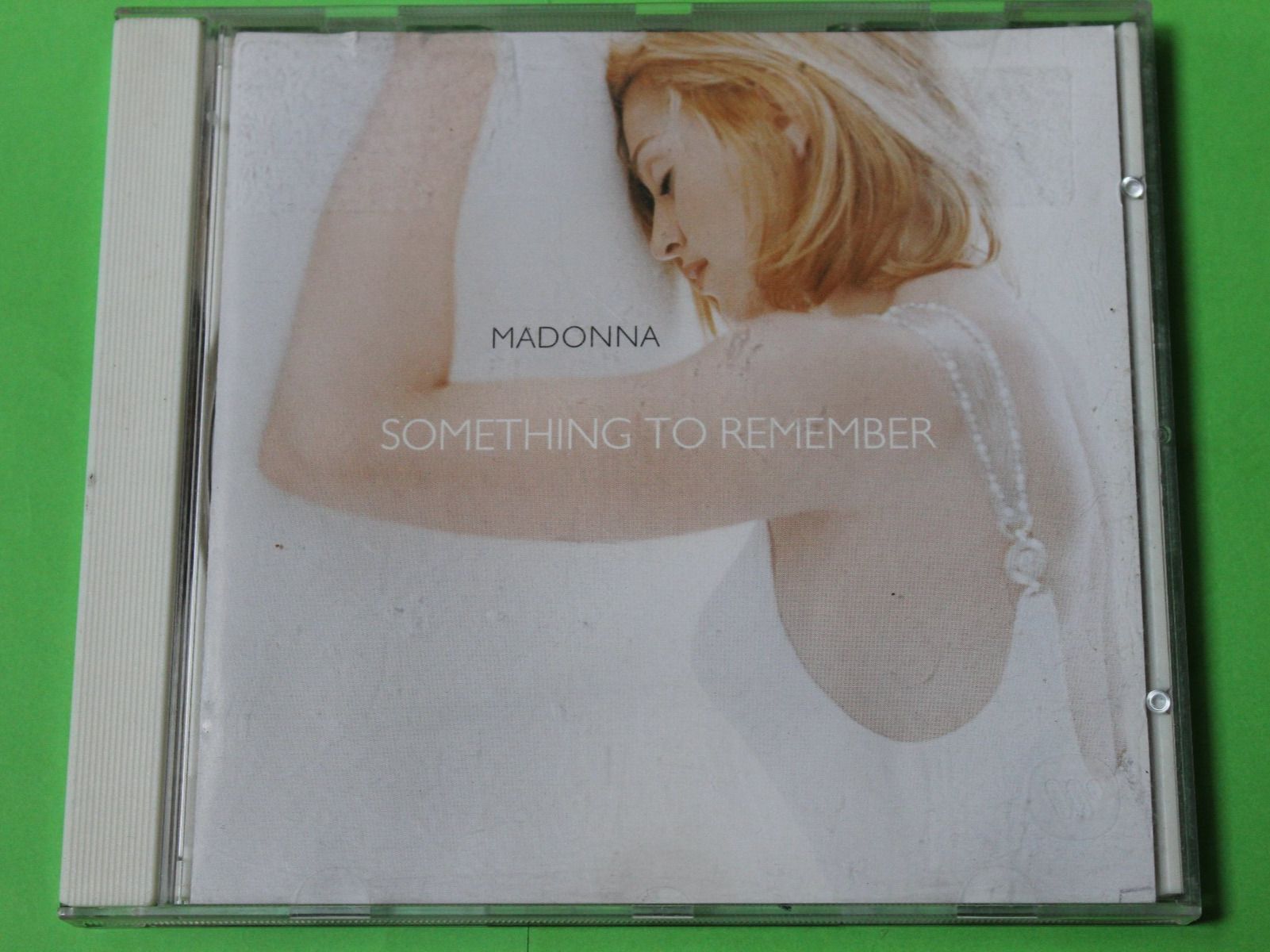 CDs: MADONNA - SOMETHING TO REMEMBER (The Ballads!) CD 1995 – D'occasion à Tübach par JamesStone 1