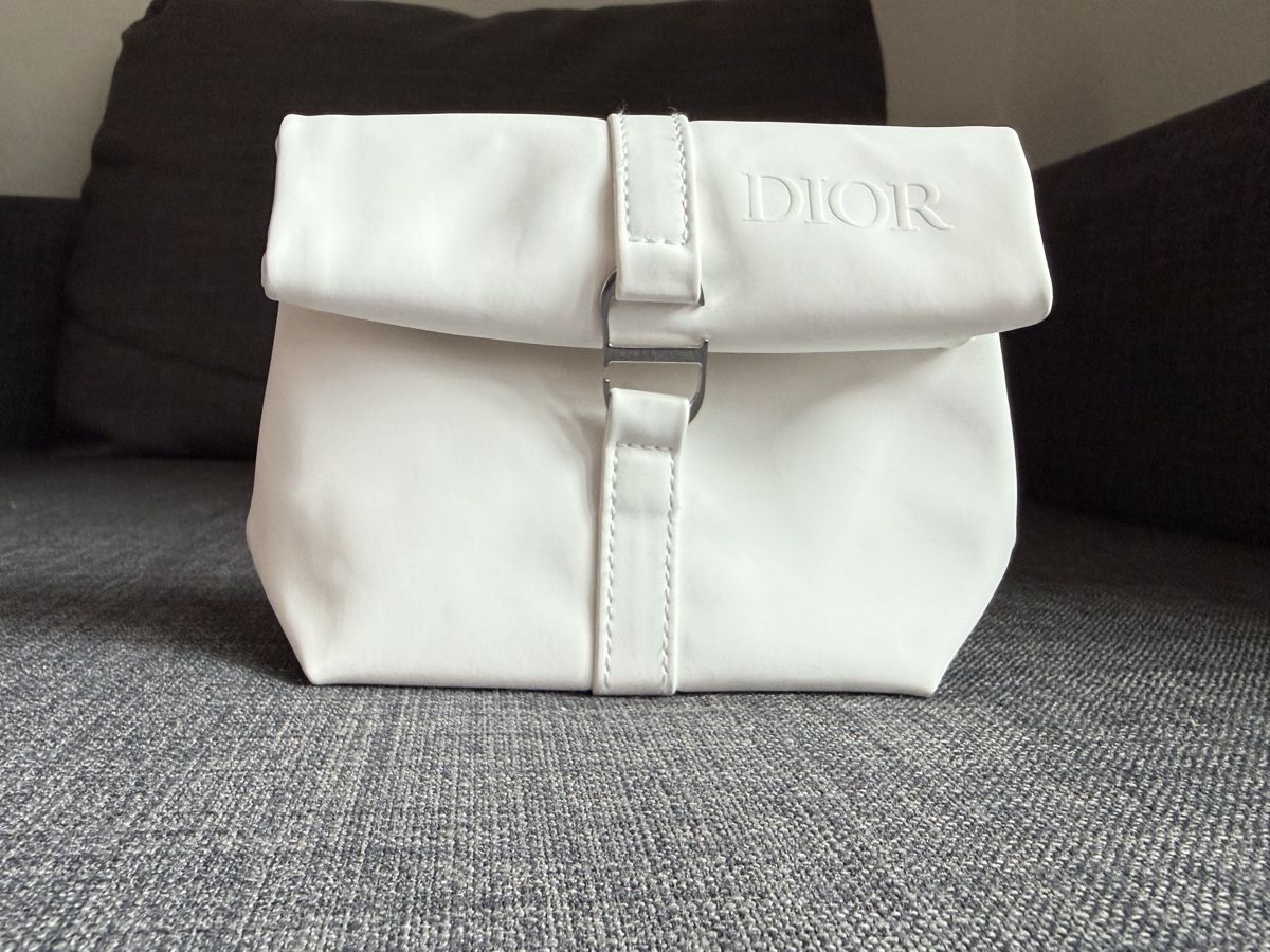 Dior Custodie per cosmetici: Dior pouch – Usato da Luzern venduto da sas_r89l