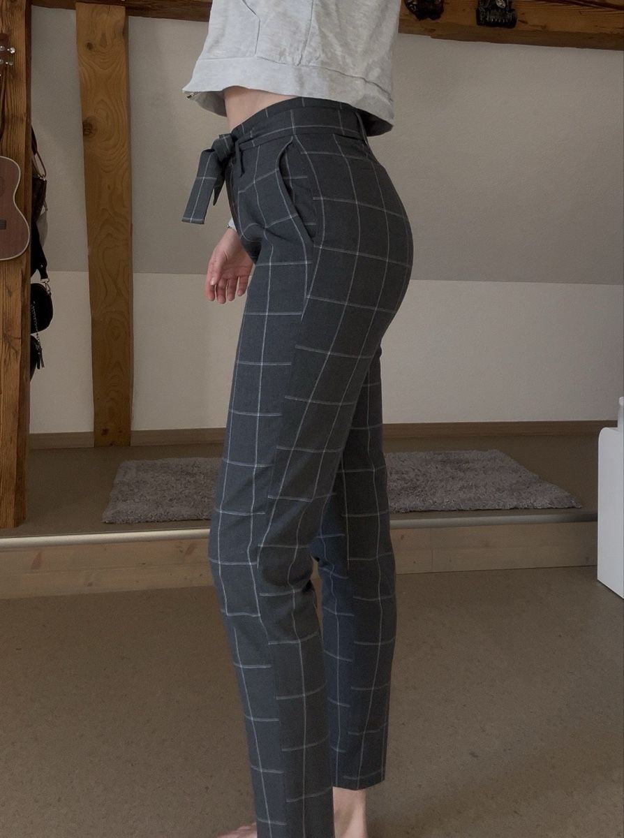 Pantaloni: Trendige Stoffhose mit Karomuster, Only – Usato da Hellbühl venduto da chi_sf7g 1