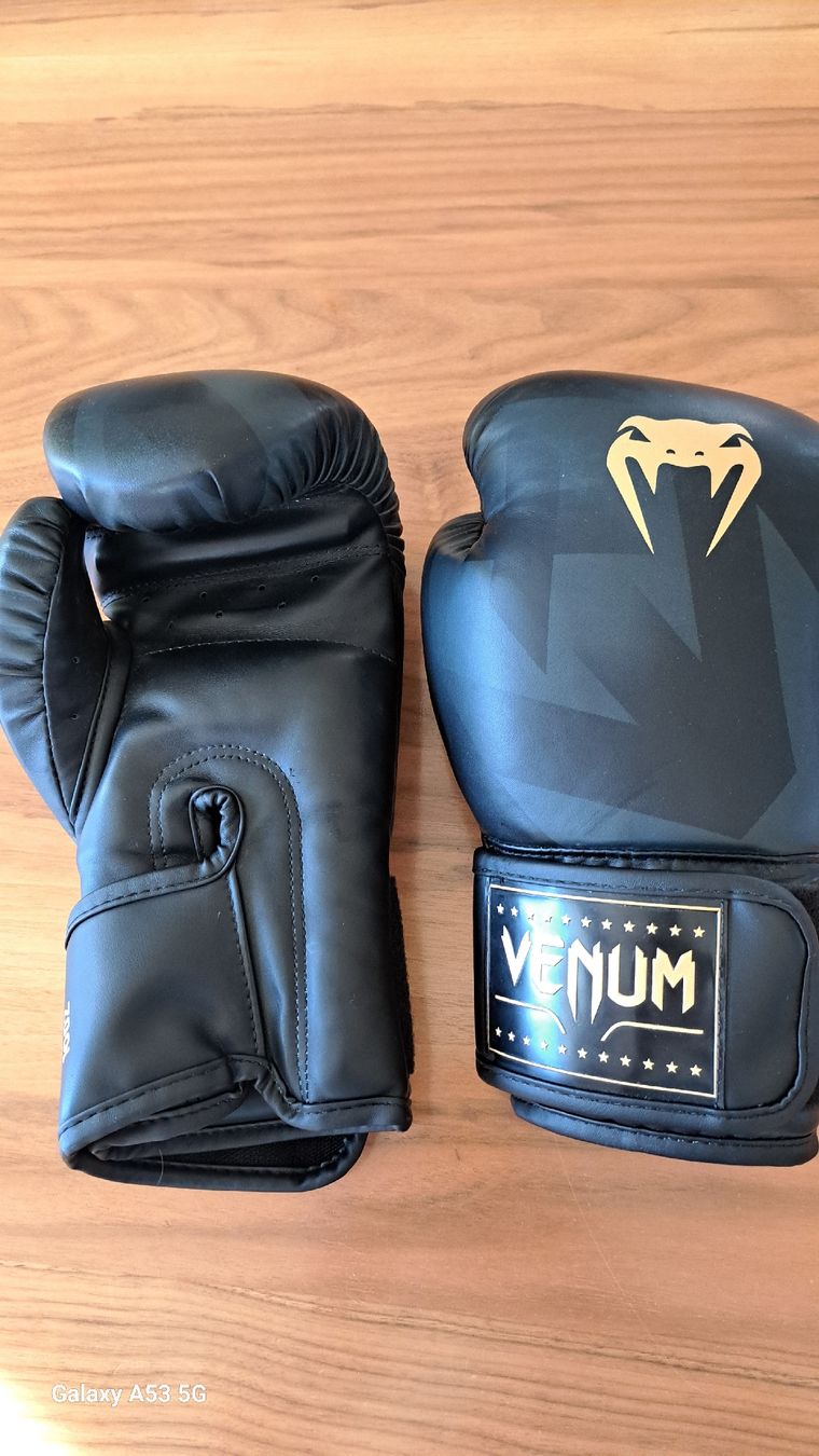 Protections: Kickbox-Trainingsset – D'occasion à Röthenbach Hbsee par Persy40 1
