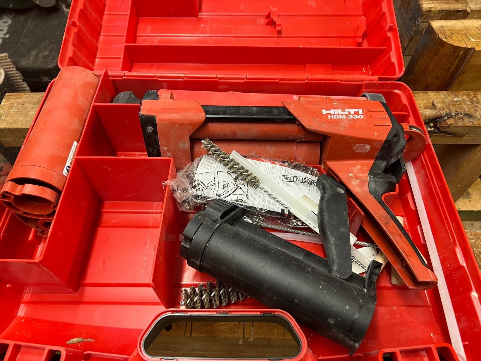 Hilti Alle Werkzeuge: Kartuschenpistole, Hilti – Gebraucht aus St. Stephan von Sudoku21 1