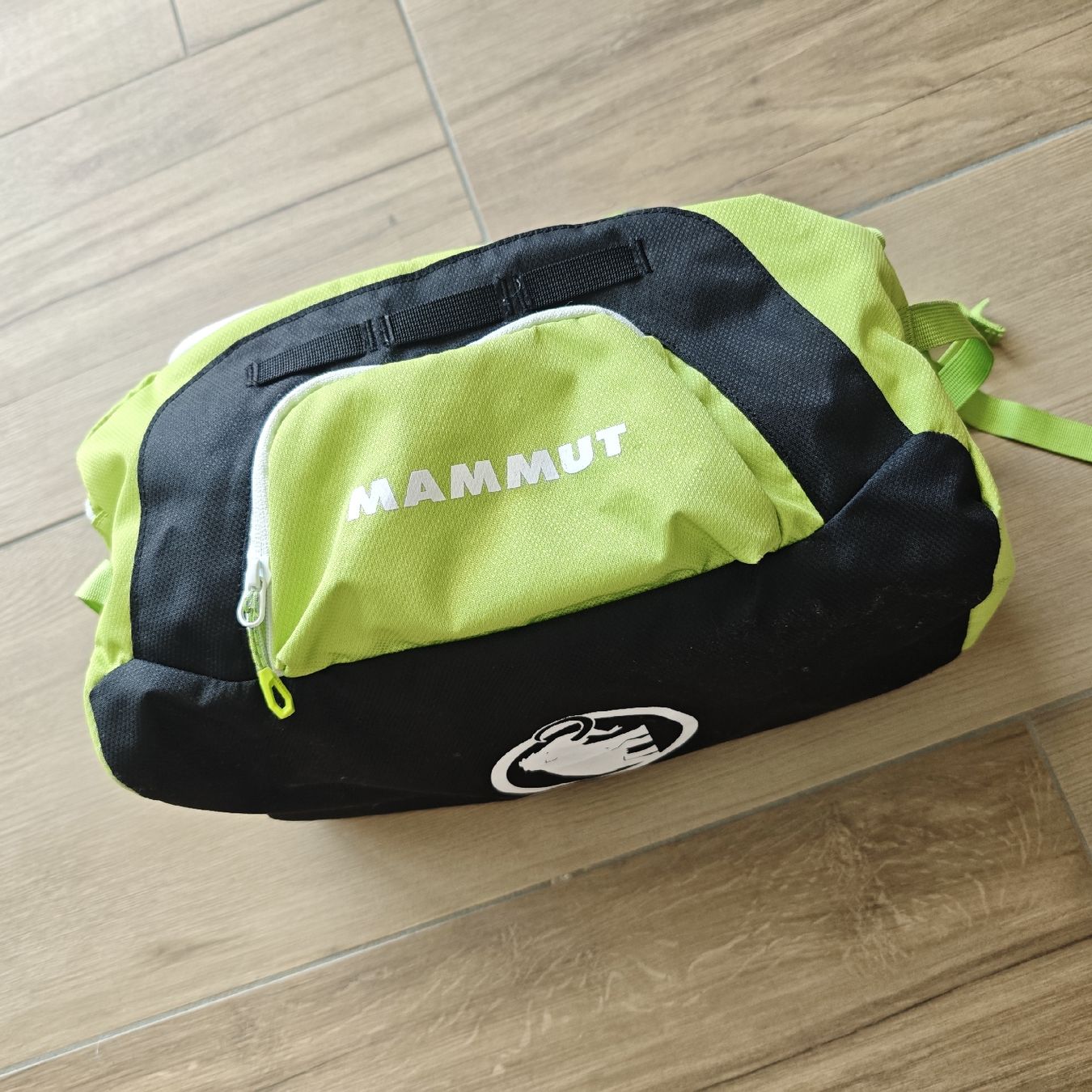 Mammut Sacs à dos: Mammut Cargo 18 L, backpack lime green black, good condition – D'occasion à Rothenfluh par Carly_Q