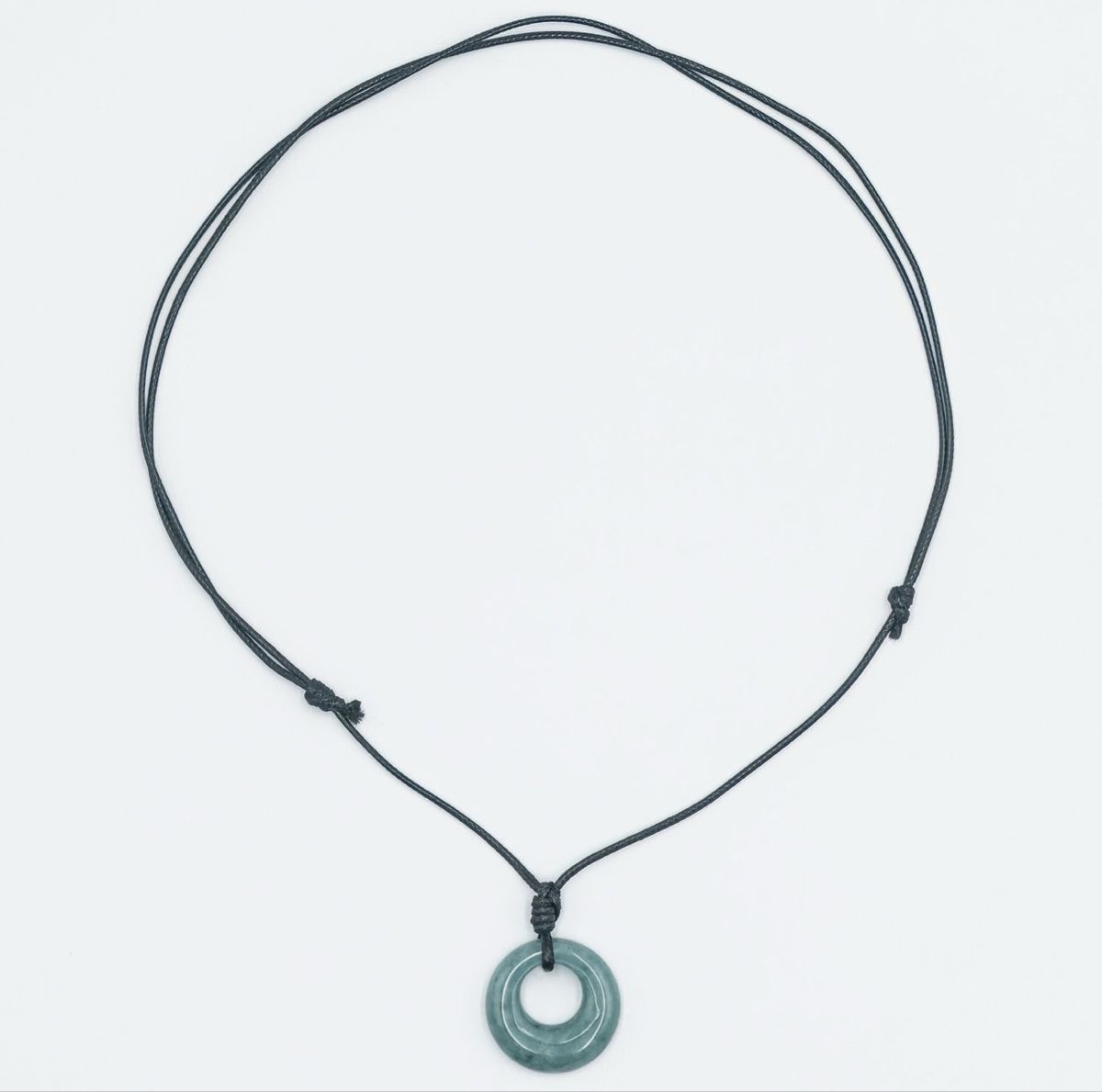 Ciondoli: Pi-Scheibe/Donut aus Jade – Nuovo e nell'imballaggio originale da Ruggell venduto da JadeShop