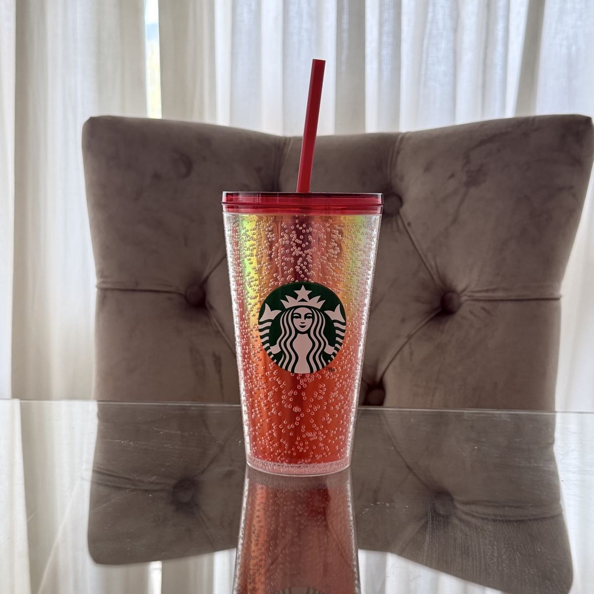 Sonstiges Geschirr & Gläser: Rot/Pink Bubbly Cold Cup – Neu (gemäss Beschreibung) aus Olten von actuallytheac