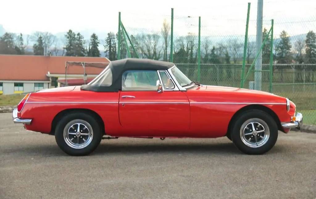 Automobili: 1976 MG MGB  Veteran / Oldtimer for Sale – Usato da Chêne-Bougeries venduto da nickgreg 2