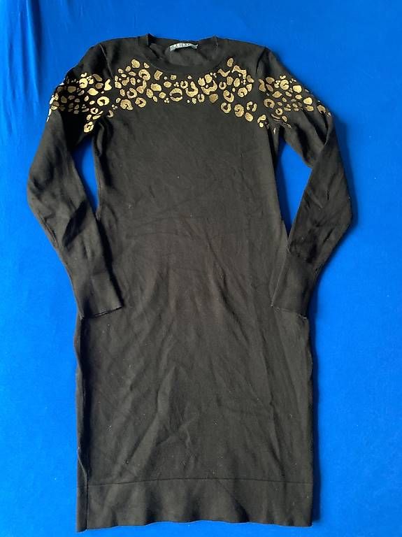 Maglioni & Felpe: Pullover / Kleid von Esisto Gr. S – Usato da St. Gallen venduto da mar_rkm7 2