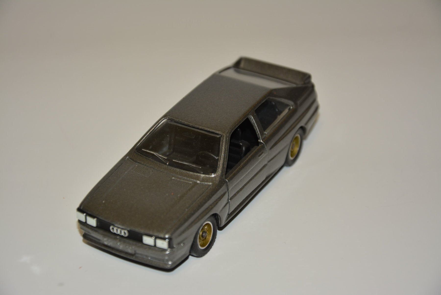Audi Modellini d'auto: Audi Quattro , Solido 1328 , 1:43 – Nuovo e nell'imballaggio originale da Goldach venduto da Feivel9 2