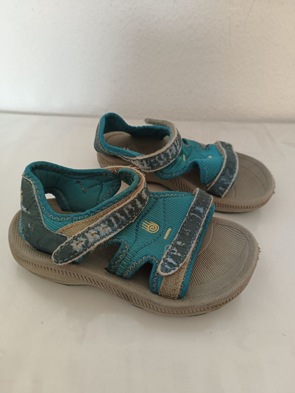Teva Schuhe für Jungen: Teva Sandalen Gr 23.5 Kinder türkis – Gebraucht aus Oberhofen Thun'see von cri_6md2