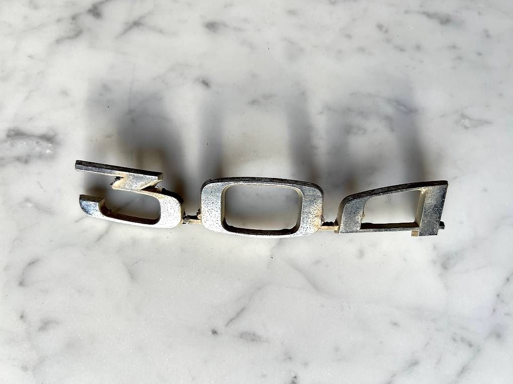 Ciclomotori: Peugeot 304 Oldtimer Emblem, Originalteil – Usato da Biel/Bienne venduto da lef_2jnx 1