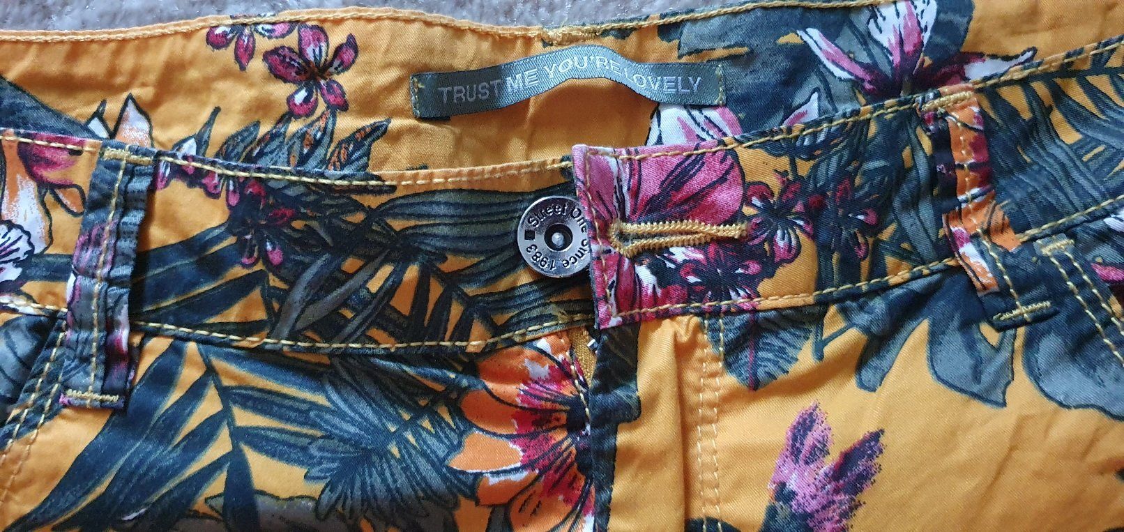Pantalons: Street One Gemusterte Shorts, Gr.42 – Neuf (Voir description) à Unterentfelden par LookoutMt 4