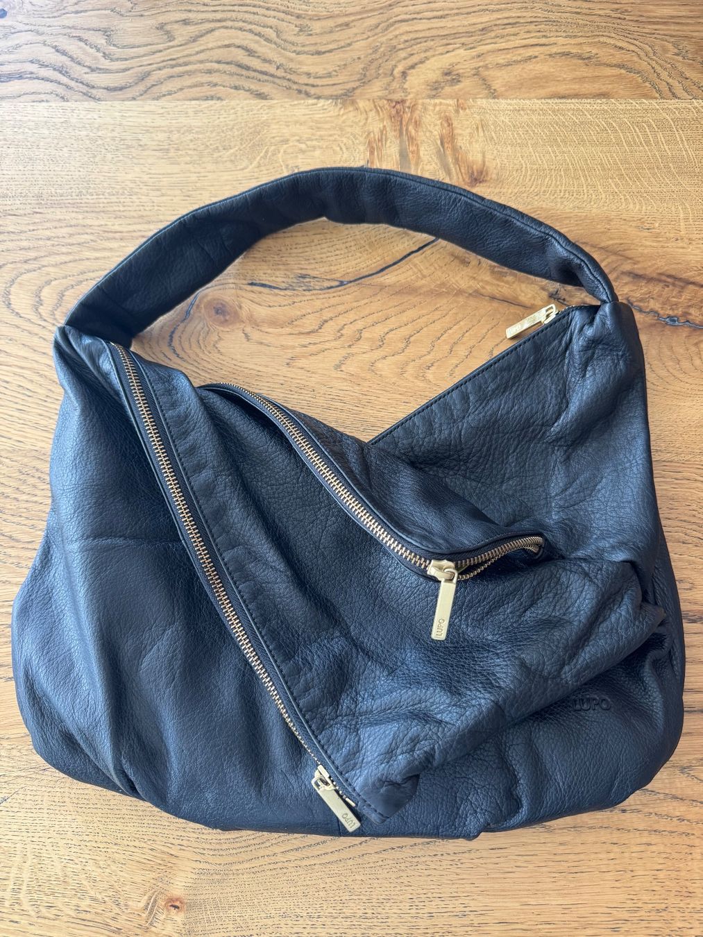 Borse da donna: Schwarze LUPO Barcelona Ledertasche – Usato da Balsthal venduto da armenharut