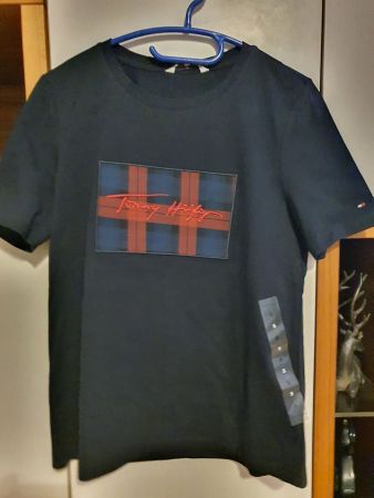 Ganz neue T.Shirt von TOMMY HILFIGER