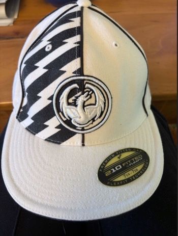 Chapeaux, bonnets & casquettes: Casquette blanche – D'occasion à Lausanne par milou201619
