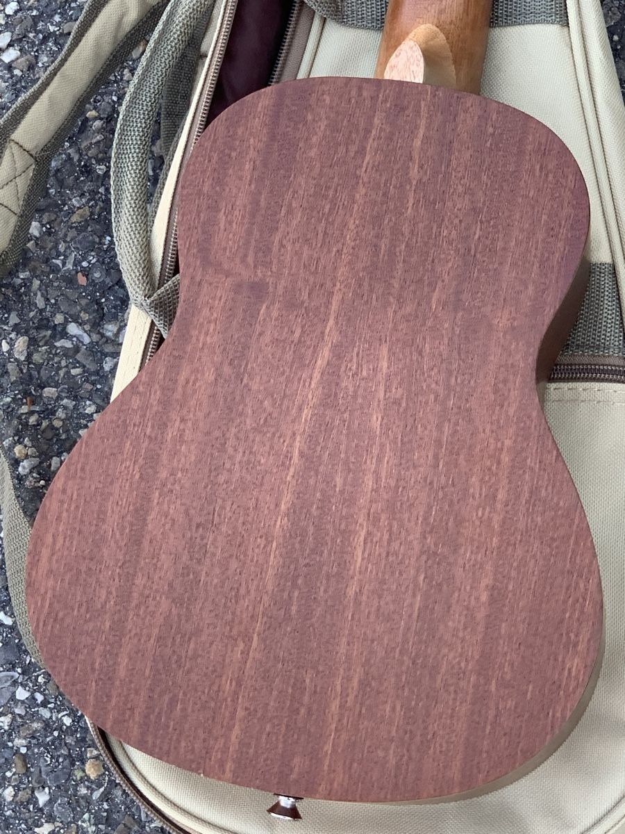 Strumenti musicali: UKULELE „Flight“ mit Tasche  – Usato da Wangen b. Olten venduto da Finolino28 5