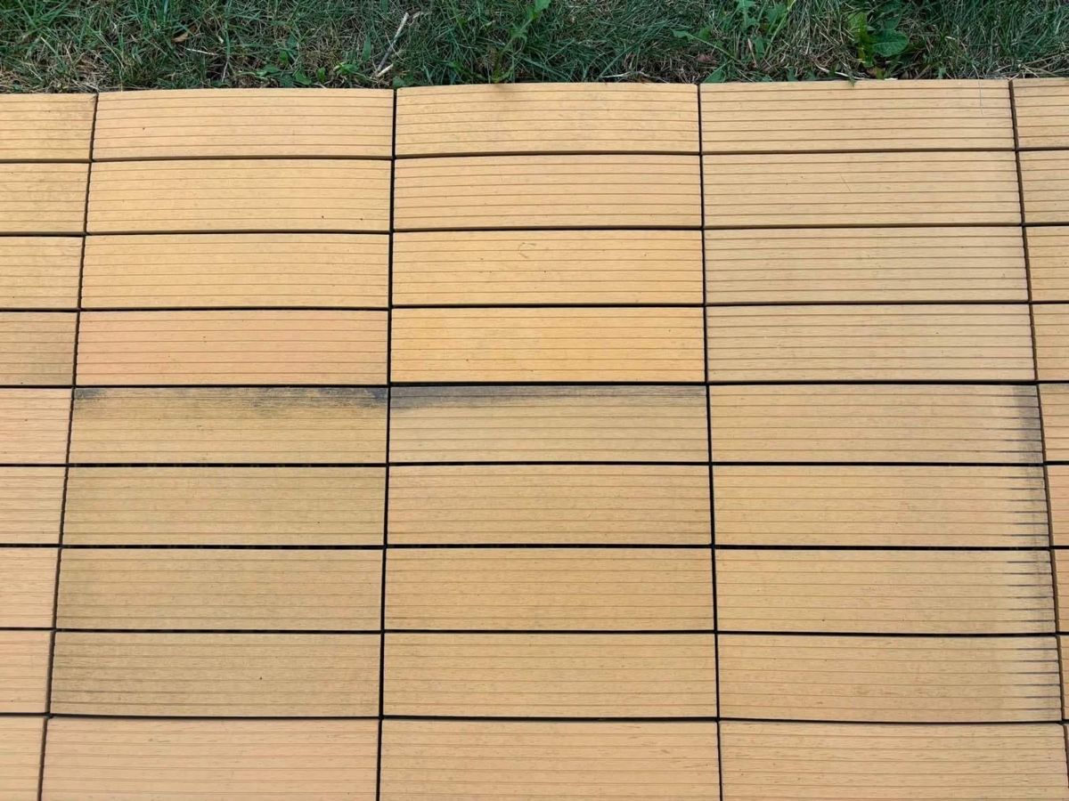 Revêtements de sol: WPC platten  – D'occasion à Zug par Biki72
