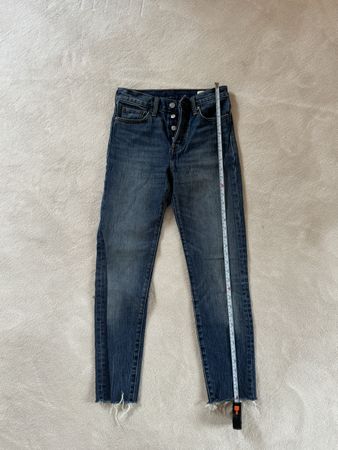 Levis Skinny Jeans as new, very little worn classic model