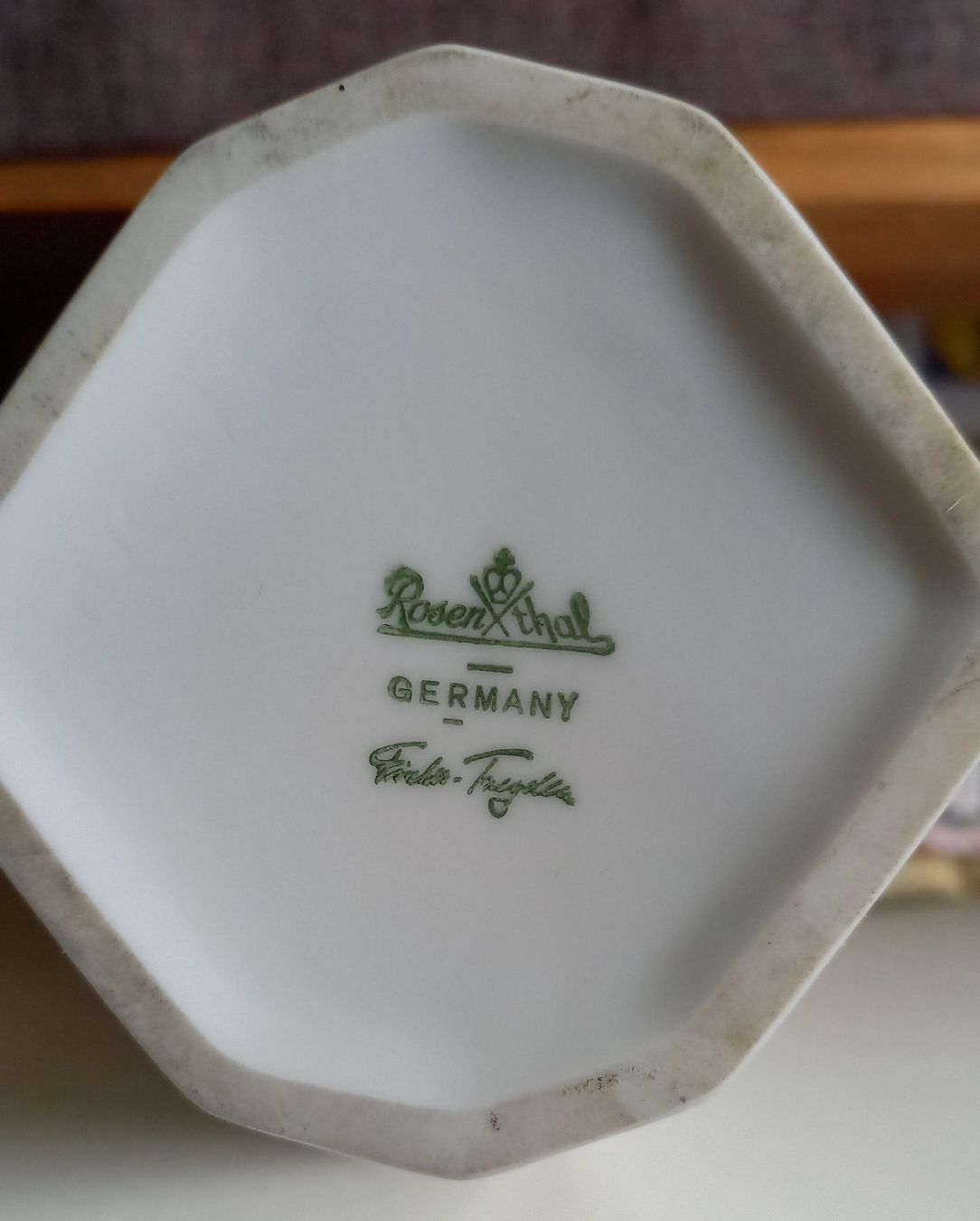Rosenthal Vasen & Gefässe: Wunderschöne Designervase von Rosenthal, signiert – Gebraucht aus Wallisellen von prada008 3