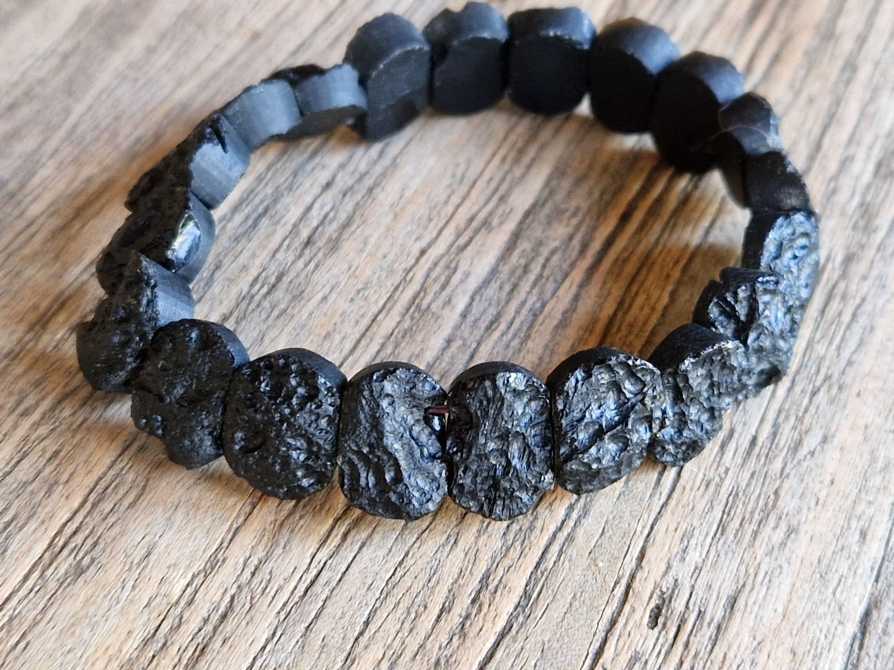 Armbänder & -reifen: Einzigartiges Armband aus Lava – Gebraucht aus Zuzgen von Soulvoice11 3