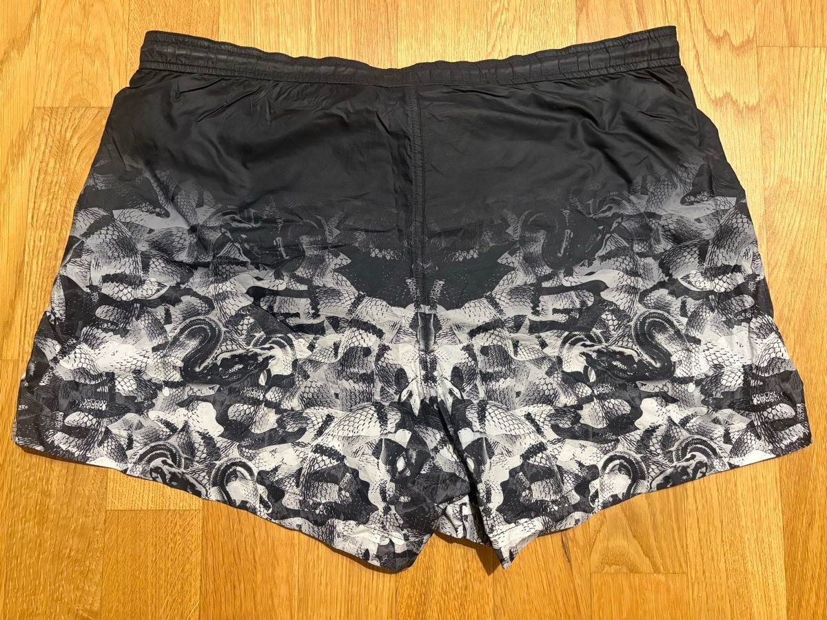 Costumi da bagno: ORIGINAL MARCELO BURLON BADEHOSE SHORTS SMALL – Usato da Zürich venduto da sombrero96 1
