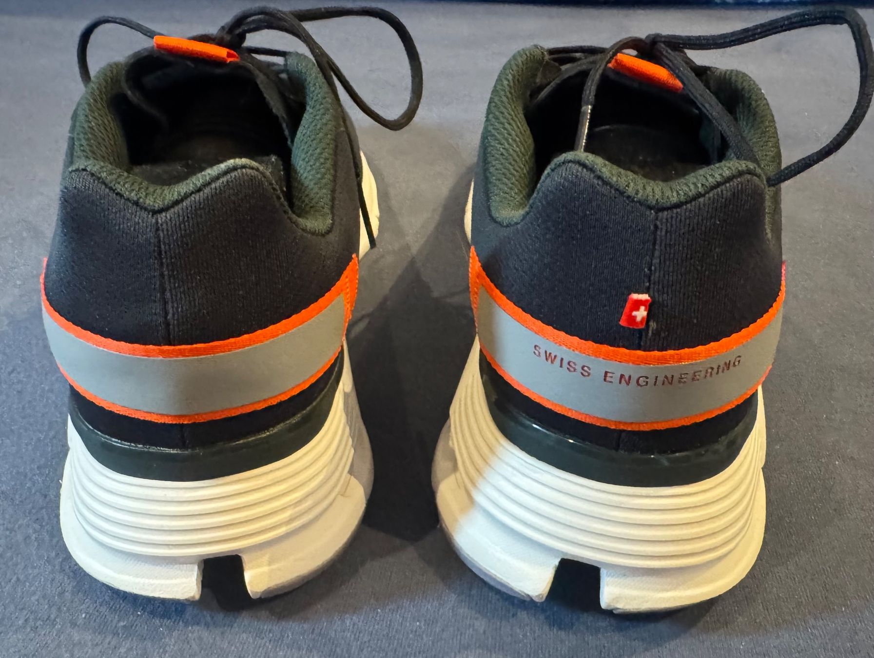 On Chaussures hommes: *** ON CLOUDNOVA FORM NEUE UND UNGETRAGEN *** – Neuf (Voir description) à Giumaglio par soloemi 4